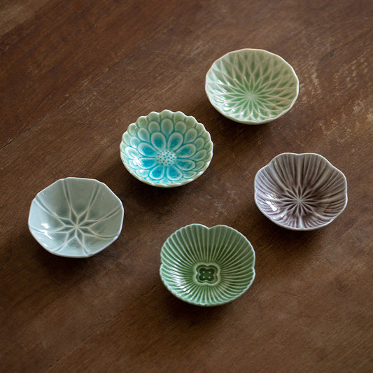 Sauce Plate Set of 5 – Mino Ware Aoi Kage Floral Relief