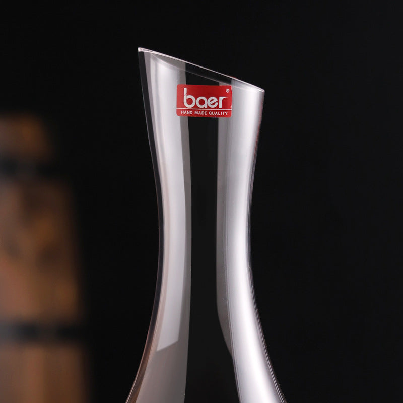 Wine Decanter Crystal Glass – Centerpoint Aerating Decanter for Wine & Spirits