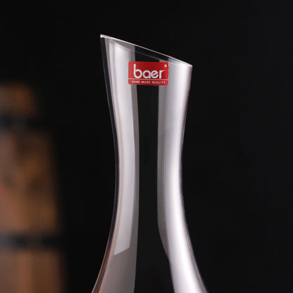 Wine Decanter Crystal Glass – Centerpoint Aerating Decanter for Wine & Spirits