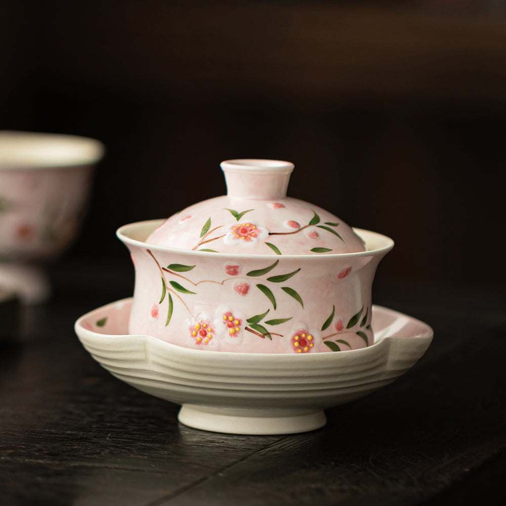 Gaiwan Tea Cup Set – Hand-Painted Peach Blossom Porcelain with Tray, Traditional Chinese Tea Ceremony