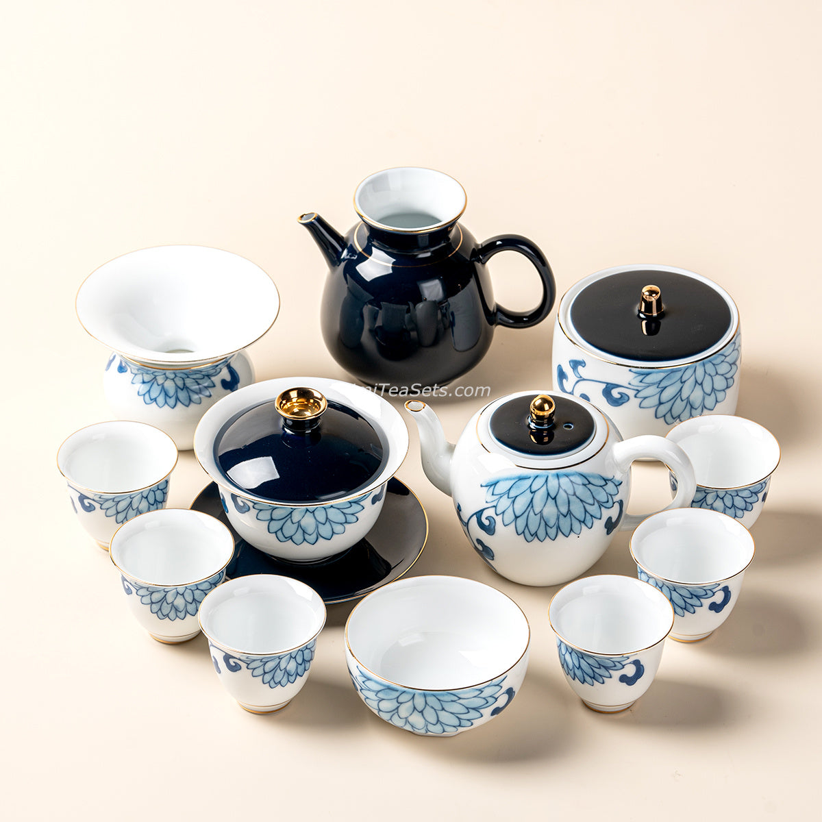 Chinese Tea Set | Blue White Porcelain Chrysanthemum