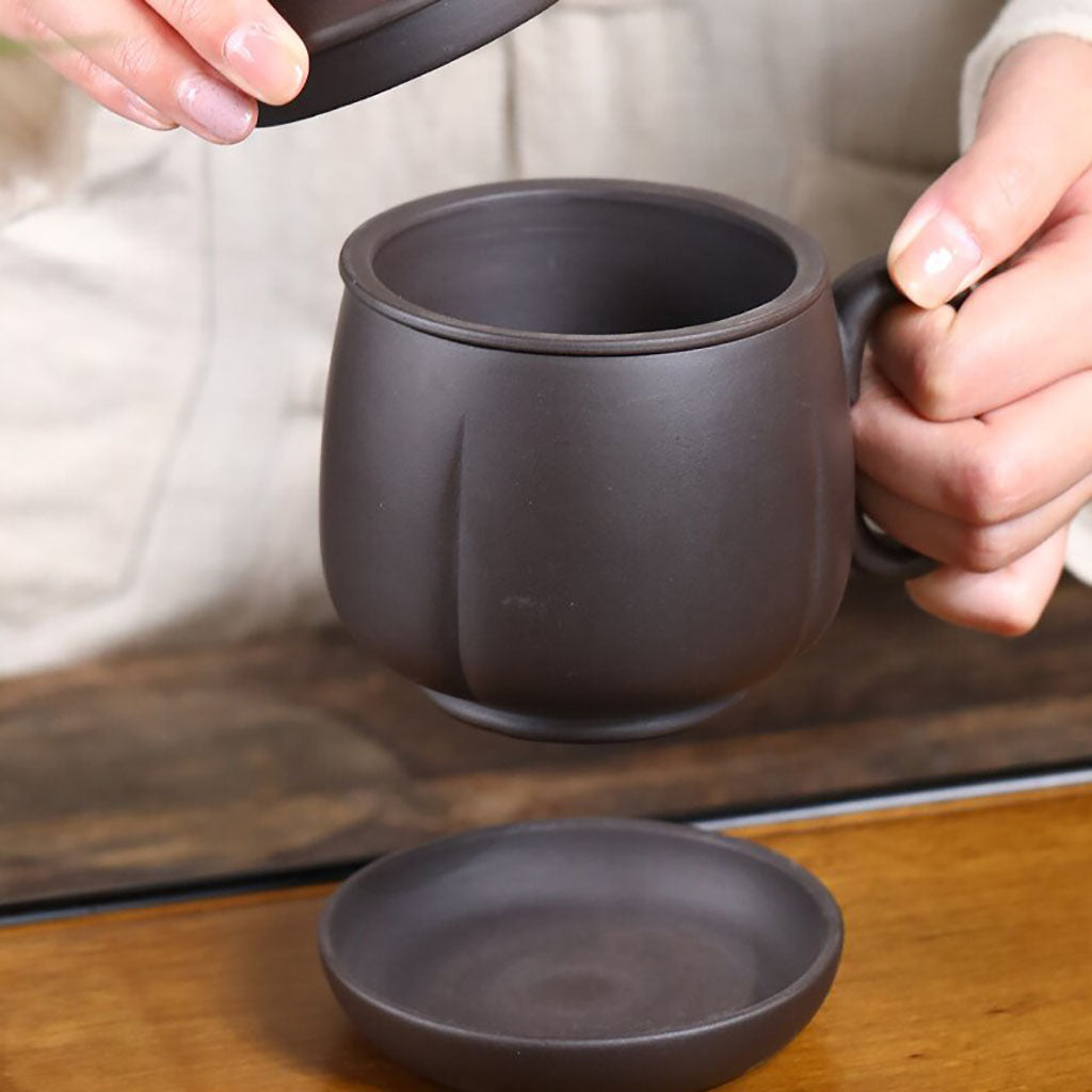 Loose Leaf Tea Cup Yixing Black Clay with Infuser Lid 380ml
