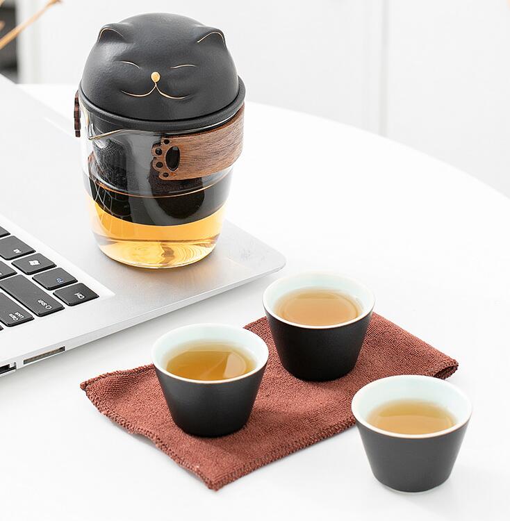 Travel Tea Set – Fortune Cat Ceramic Teapot, 3 Cups & Bamboo Lid