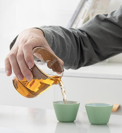 Travel Tea Set – Fortune Cat Ceramic Teapot, 3 Cups & Bamboo Lid