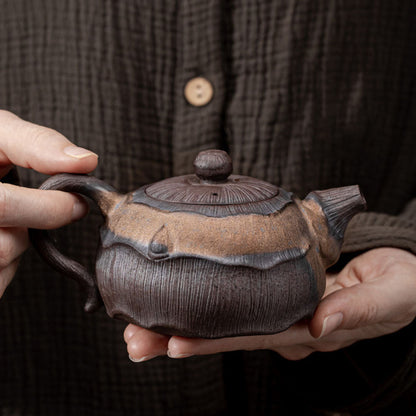 Iron Glaze Lotus Teapot Japanese Ceramic Kiln-Fired 270ml