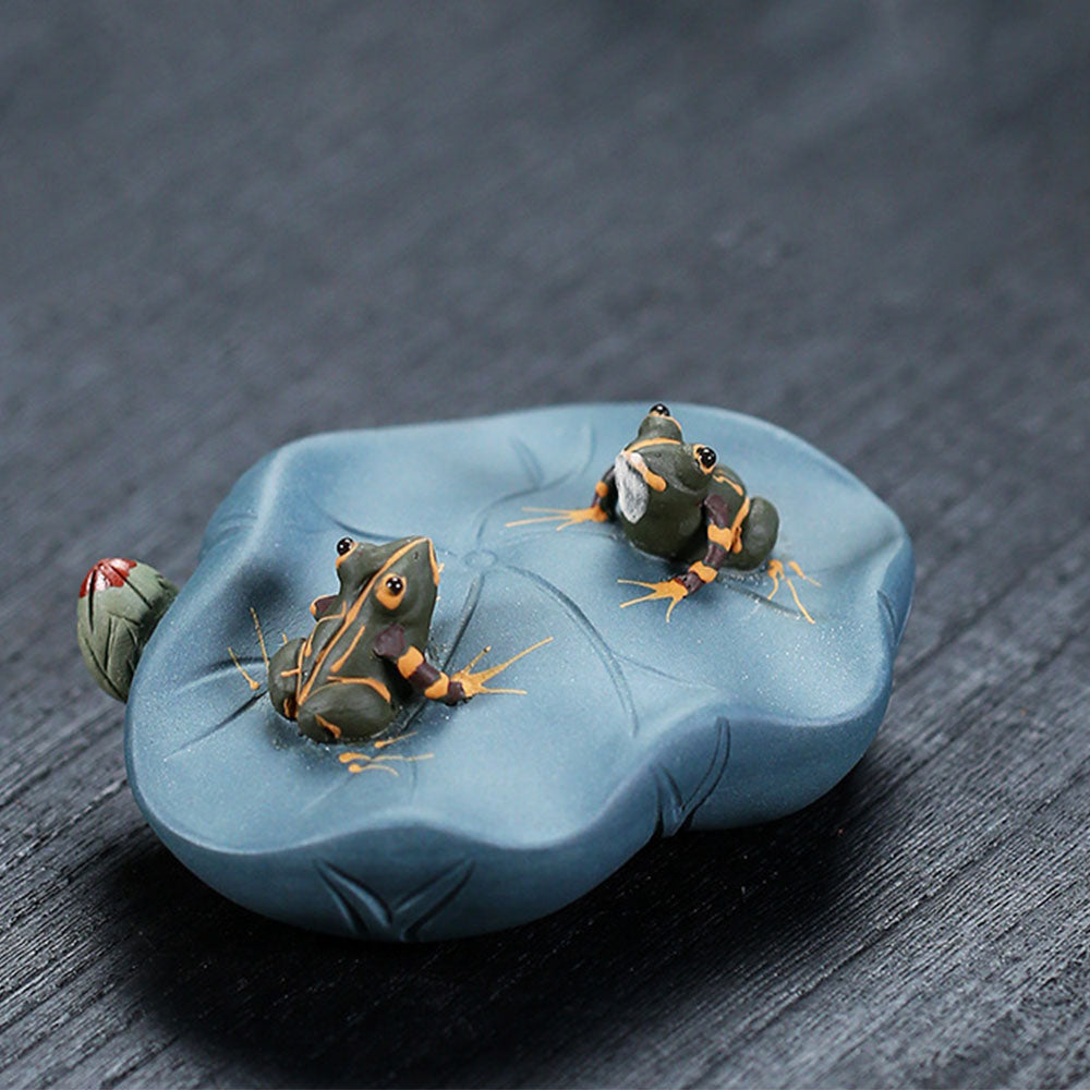 Lotus Leaf Tea Pet Yixing Clay Frogs Nature Harmony Tray