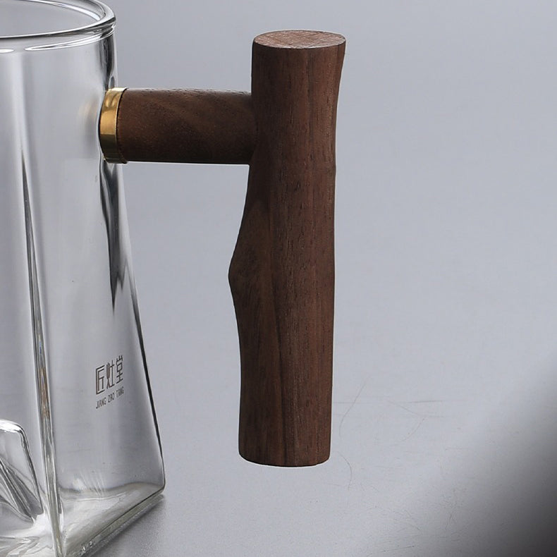 Gongdao Bei Glass Pitcher Wooden Handle – Mountain 300ml