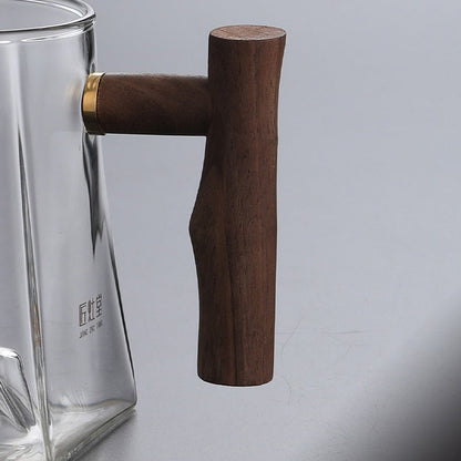 Gongdao Bei Glass Pitcher Wooden Handle – Mountain 300ml