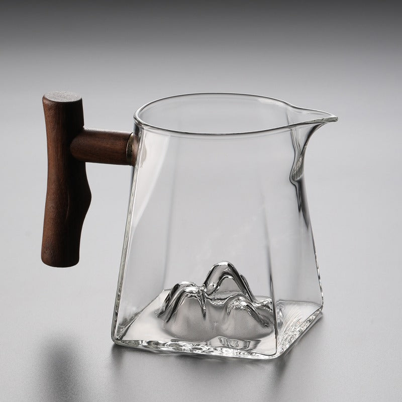 Gongdao Bei Glass Pitcher Wooden Handle – Mountain 300ml