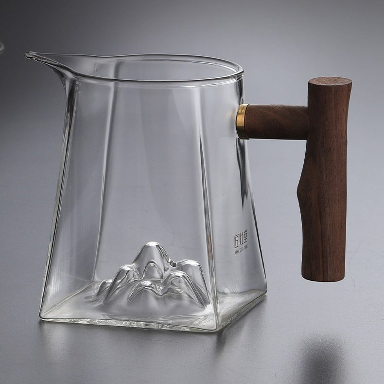 Gongdao Bei Glass Pitcher Wooden Handle – Mountain 300ml