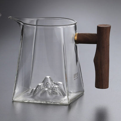 Gongdao Bei Glass Pitcher Wooden Handle – Mountain 300ml