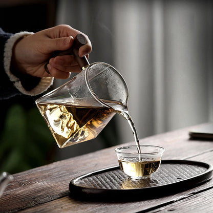 Gongdao Bei Glass Pitcher Wooden Handle – Mountain 300ml