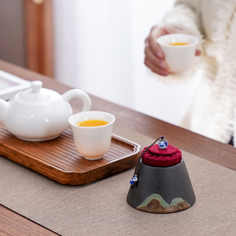 Tea Caddy Japanese Mountain Ceramic Kiln Glaze 130ml Airtight Jar