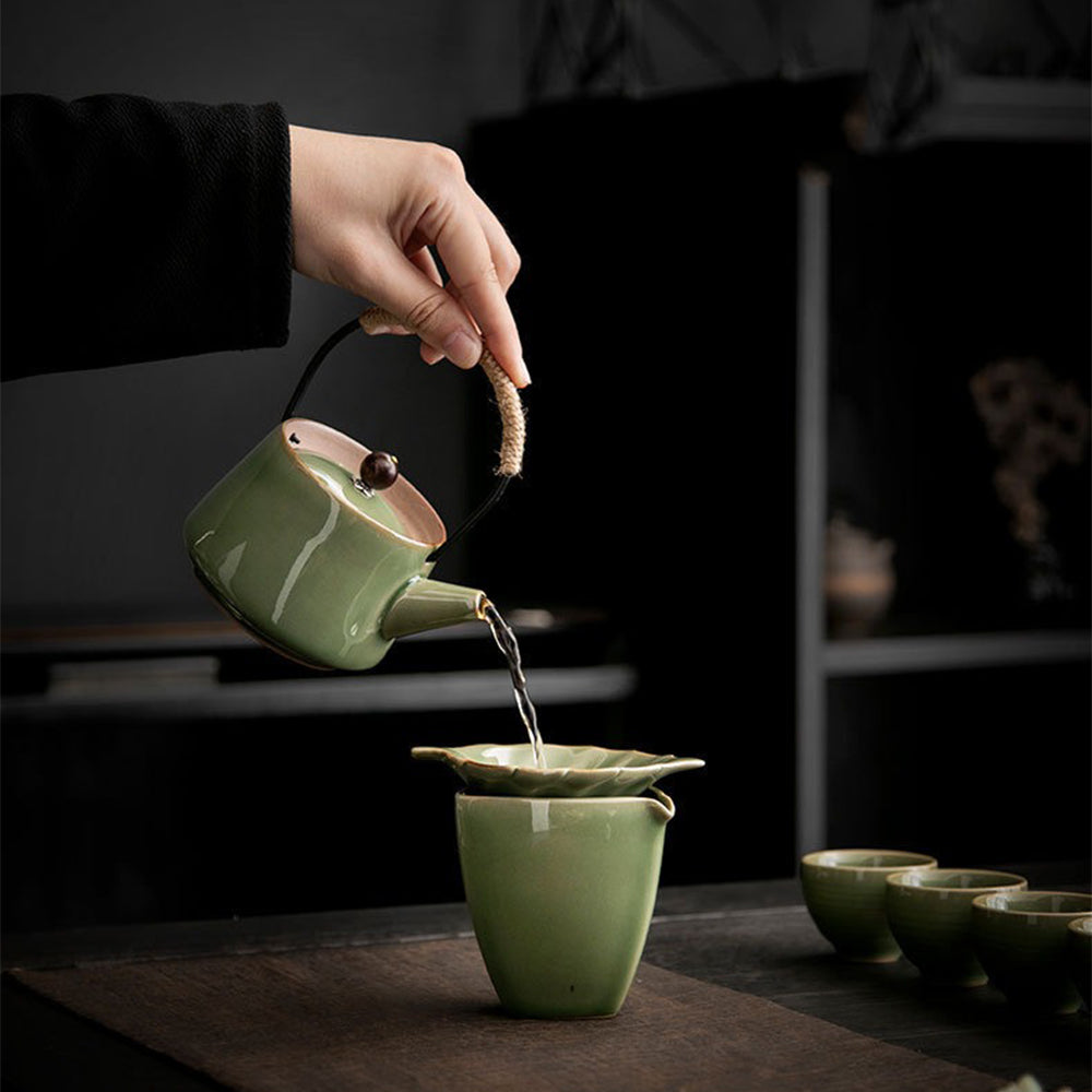 Celadon Gongfu Tea Set 10-Piece | Green Glaze & Rope Handle