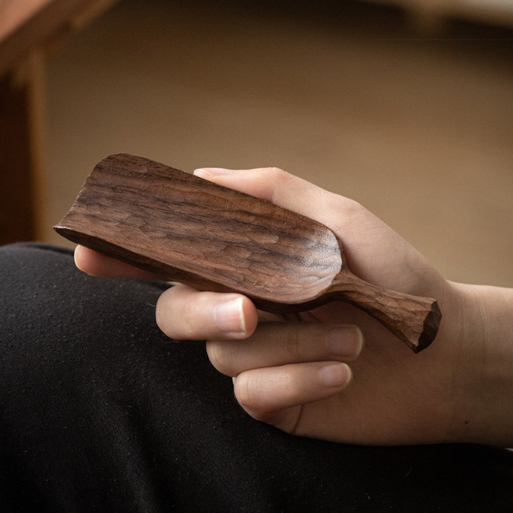 Walnut Cha He Tea Holder – Hand-Carved Black Walnut Tea Scoop | Gongfu Tea Ceremony Utensil, 15cm