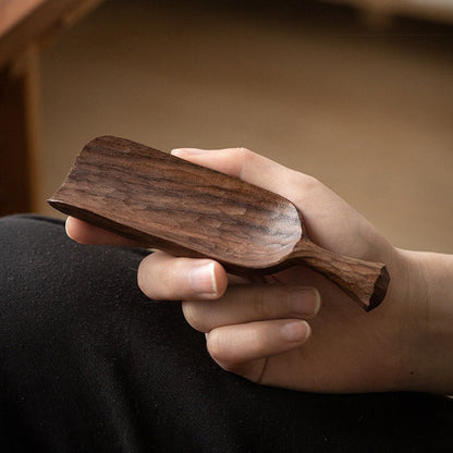 Walnut Cha He Tea Holder – Hand-Carved Black Walnut Tea Scoop | Gongfu Tea Ceremony Utensil, 15cm