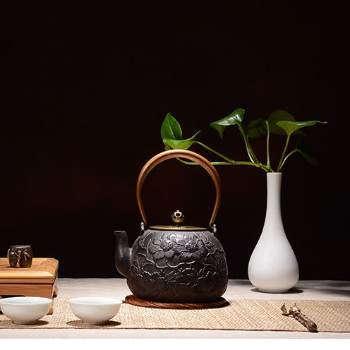 Cast Iron Peony Teapot Rose Gold Handle 1200ml Fe2+ Release