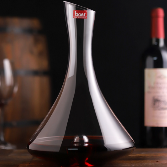 Wine Decanter Crystal Glass – Centerpoint Aerating Decanter for Wine & Spirits