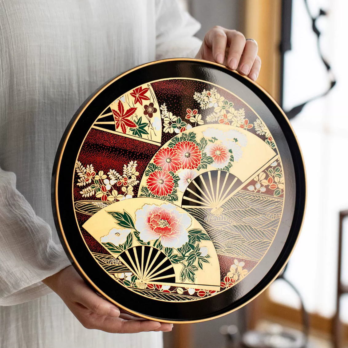 Japanese Lacquer Tray – Yamanaka Shikki Senbu Serving Tray