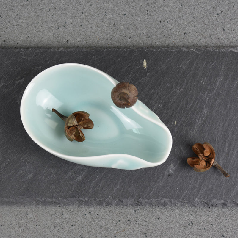 Longquan Celadon Ice Crack Cha He Tea Holder, 5 Styles
