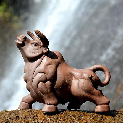 Chinese Tea Pet Yixing Clay Bull Figurine for Tea Tray