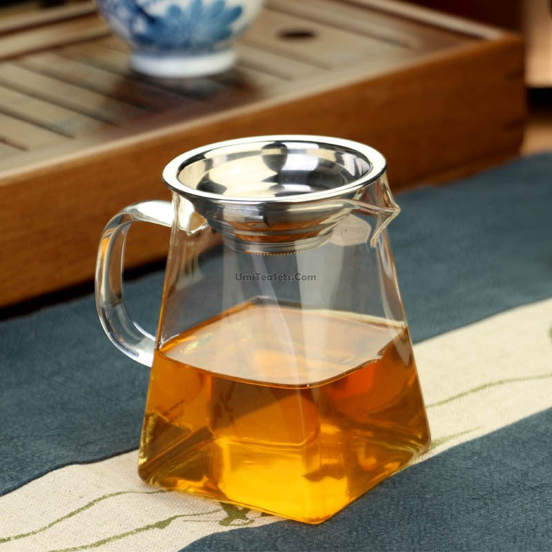 Glass Tea Pitcher with Strainer | Gongfu Fair Cup 500ml