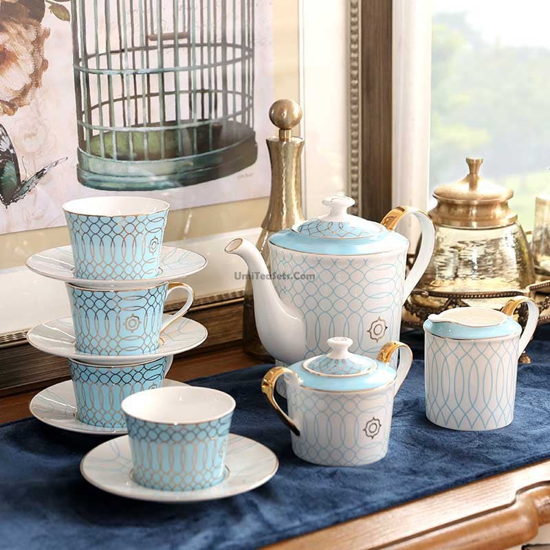 British Bone China Tea Set Thiago 24K Gold German Nano 12-Piece