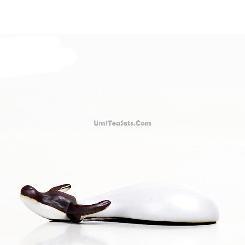 Tea Pet Ruyao Ice Crack Figurine for Gongfu Tea Tray