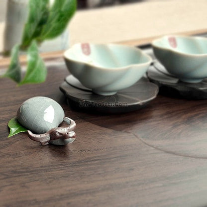 Tea Pet Ruyao Ice Crack Figurine for Gongfu Tea Tray