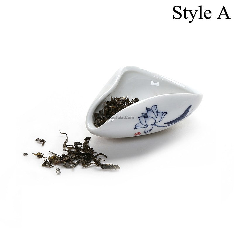 Cha He Tea Presenter | Blue White Porcelain Tea Holder